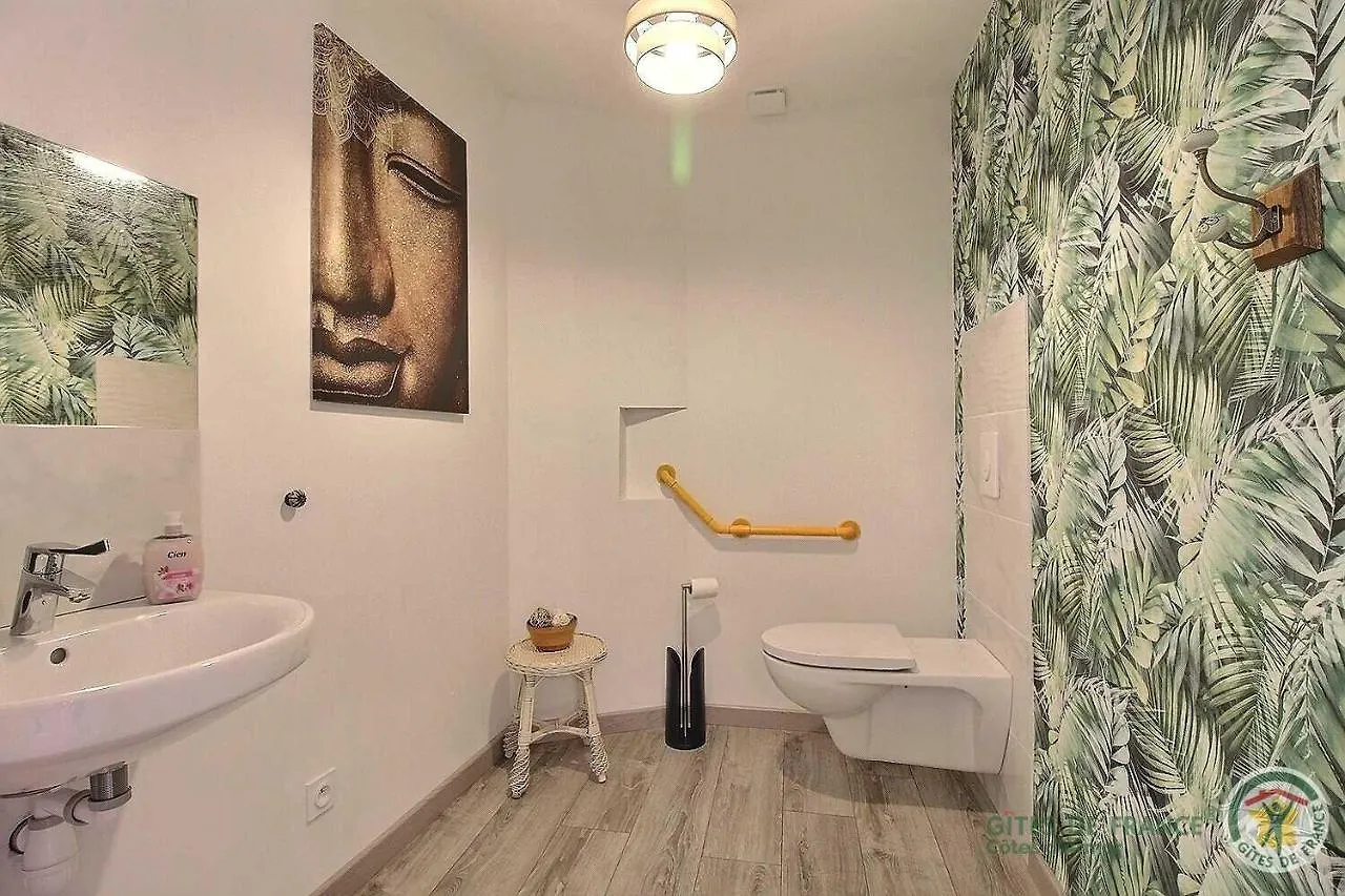 Le Nid D'Hirondelles Villa Bourbriac 0*,  France